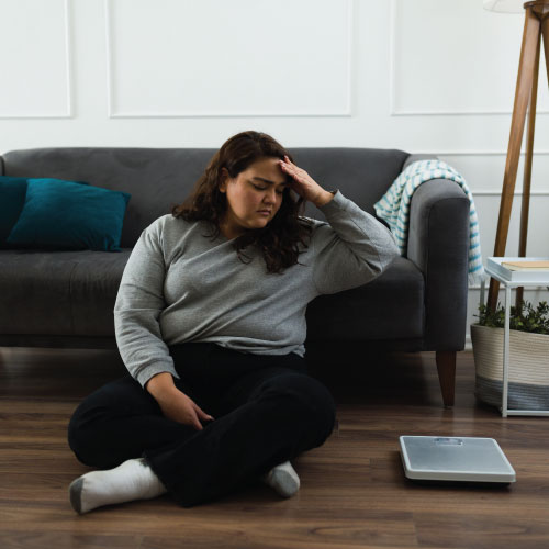 phenom programs weight loss sad fat girl 500x500 1